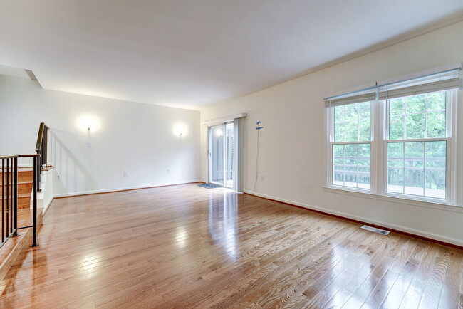 Embassy-sized Living Room with exit to deck! - 7222 Swansong Way