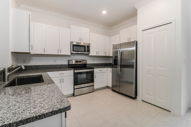 Building Photo - 2152 Azure Vw Wy