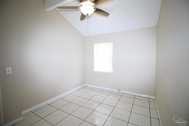 Building Photo - 907 N 77th Ave