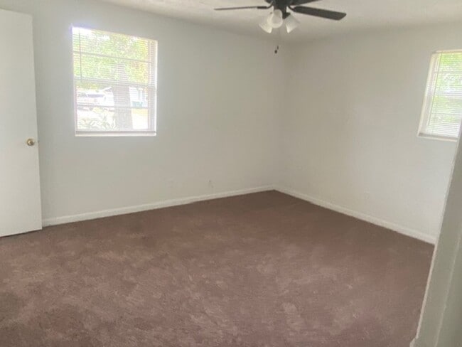 Building Photo - 4305 Anson Dr