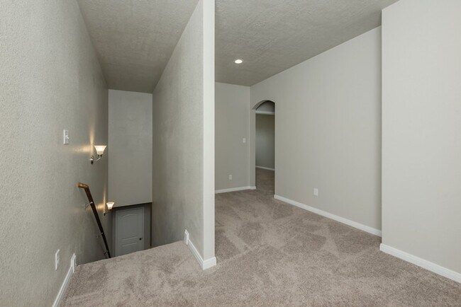 Building Photo - Live, love, and grow in this charming townhome!