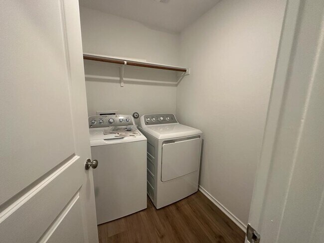 Building Photo - 408 Golden Grove Pkwy