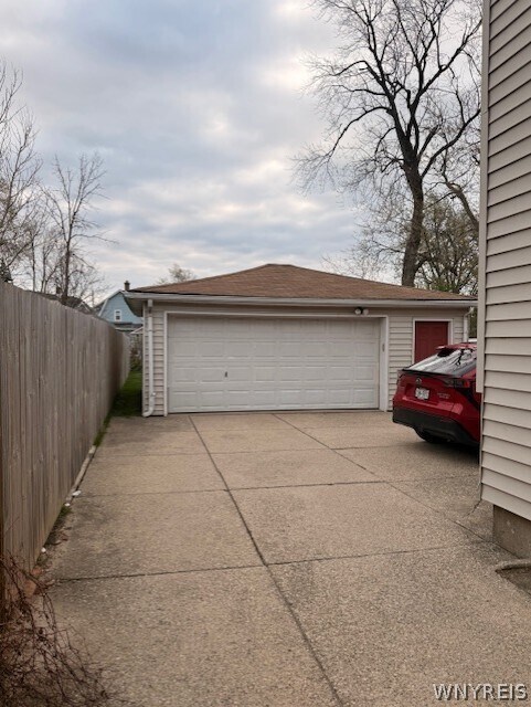 Building Photo - 203 Highland Ave