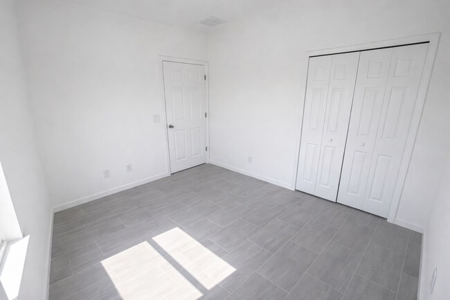 Building Photo - STUNNING NEW 3BR/2BA HOME WITH GARAGE -IN PRIME SW LEHIGH ACRES LOCATION