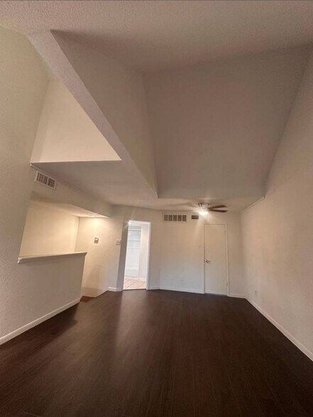 Building Photo - 17210 Imperial Valley Dr
