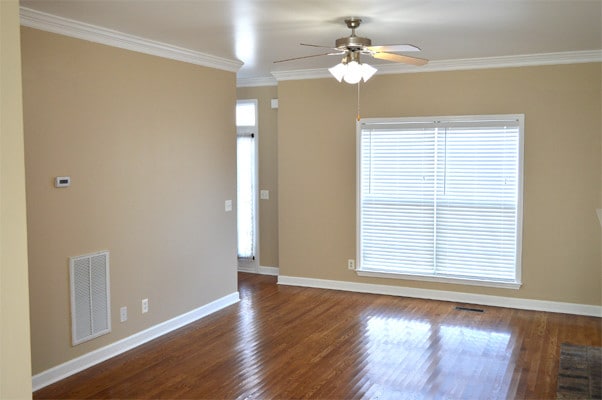 Building Photo - 2271 Dewey Dr