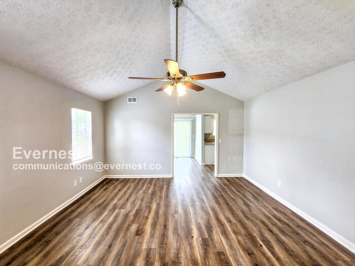 Building Photo - 303 Dove Point