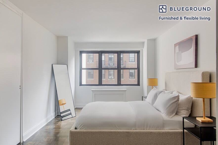 Building Photo - 160 E 88th St