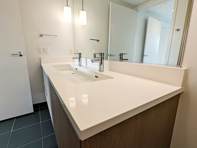 Building Photo - 1300 22nd St