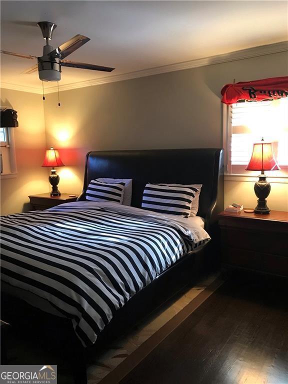 Building Photo - 4832 Valley View Ct