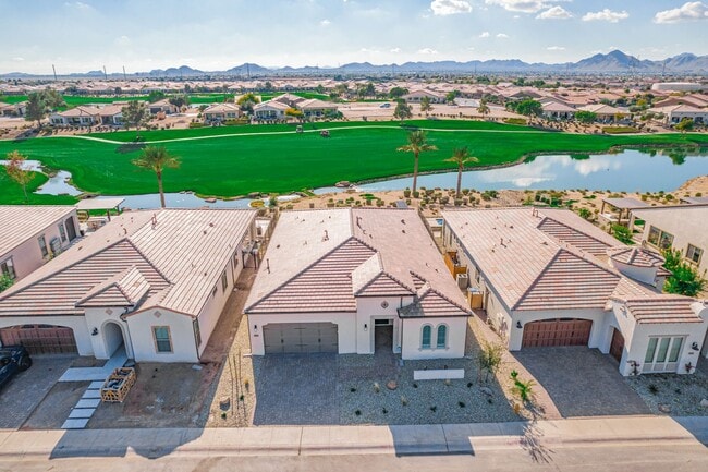 Building Photo - Luxury Rental in Queen Creek - Try Before You Buy