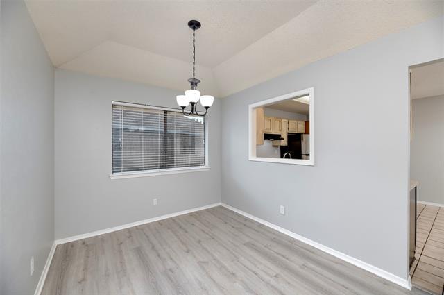 Building Photo - 4013 David Cir