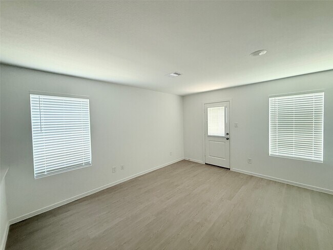 Building Photo - 29035 Great Flatland Trl