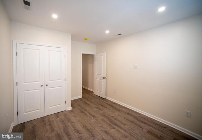 Building Photo - 2049 Snyder Ave