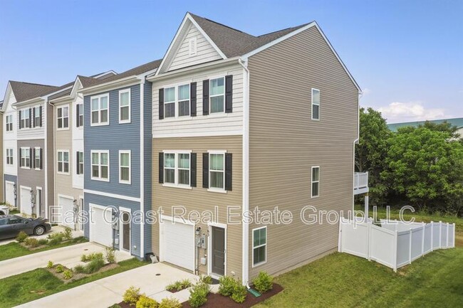 Building Photo - 163 Cooperage Rd