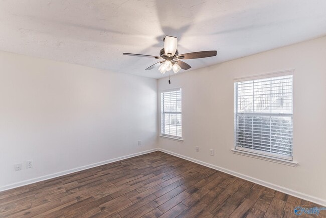 Building Photo - 171 Waters Edge Ln