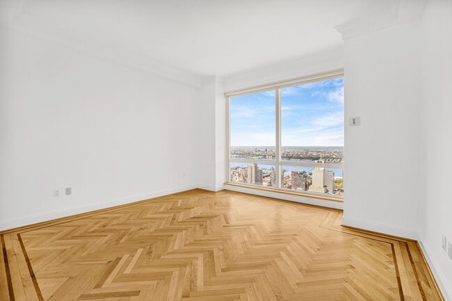 Building Photo - 230 W 56th St