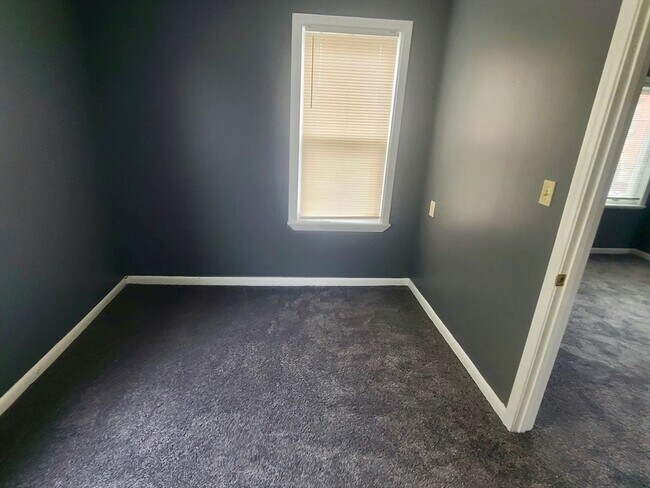 Building Photo - 95 Flint St