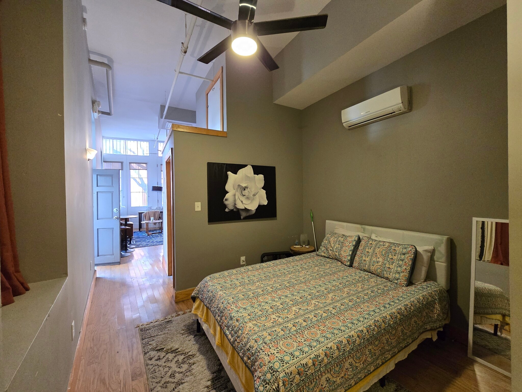 Building Photo - 114 Virginia St