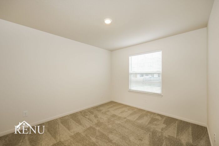 Building Photo - 10934 Chatham Ct