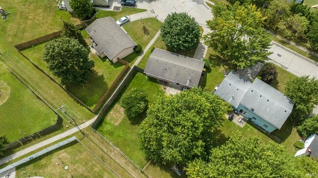 Building Photo - 2606 Sandarac Ln