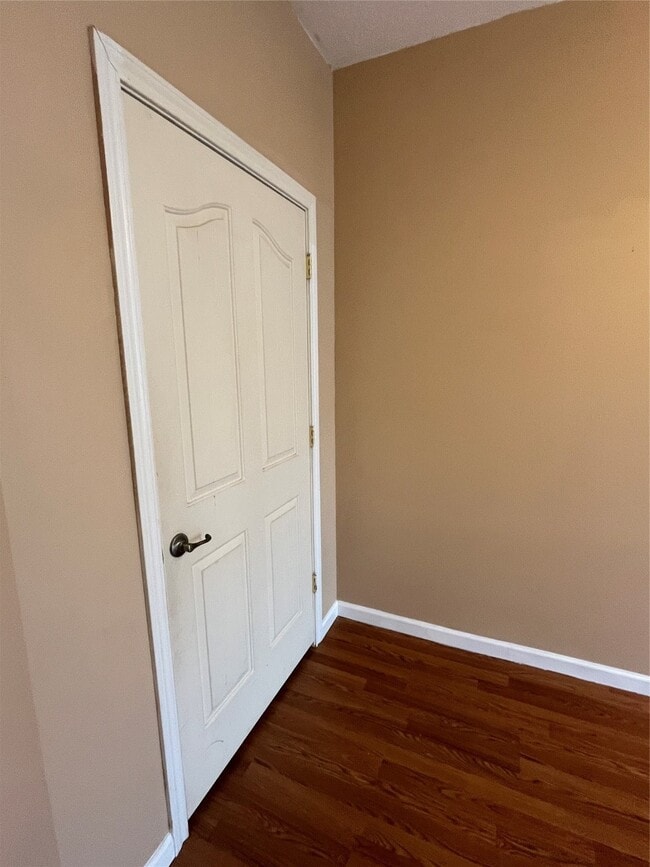 Building Photo - 4219 Benard Ct