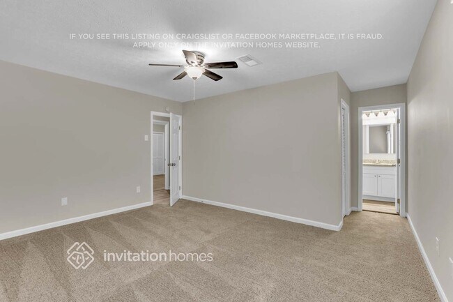 Building Photo - 6584 Oakwood Dr