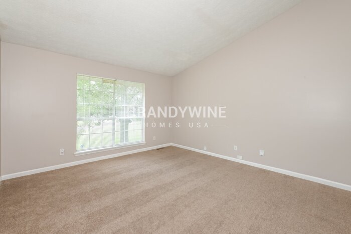 Building Photo - 6575 Smoke Ridge Dr