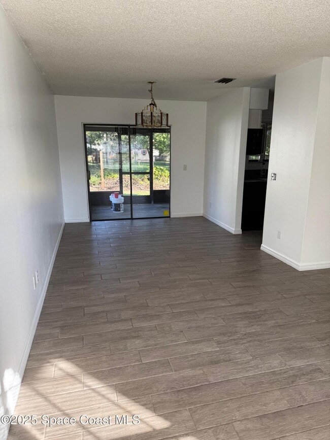 Building Photo - 4345 Westlake Dr