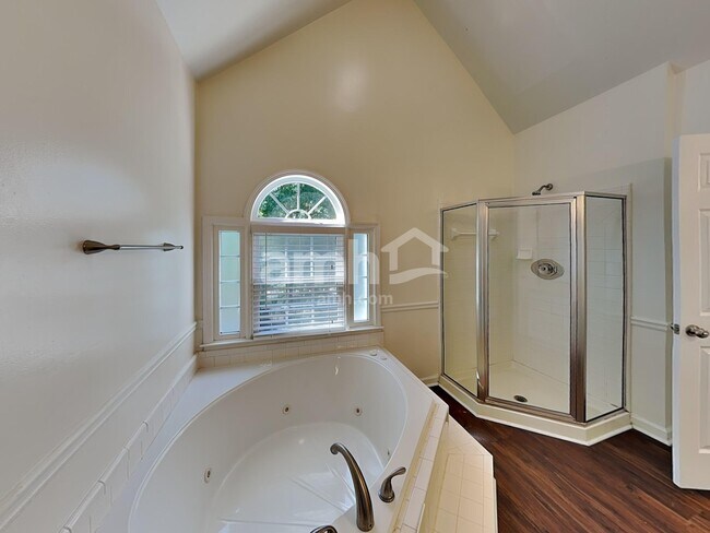 Building Photo - 4479 Cabinwood Turn