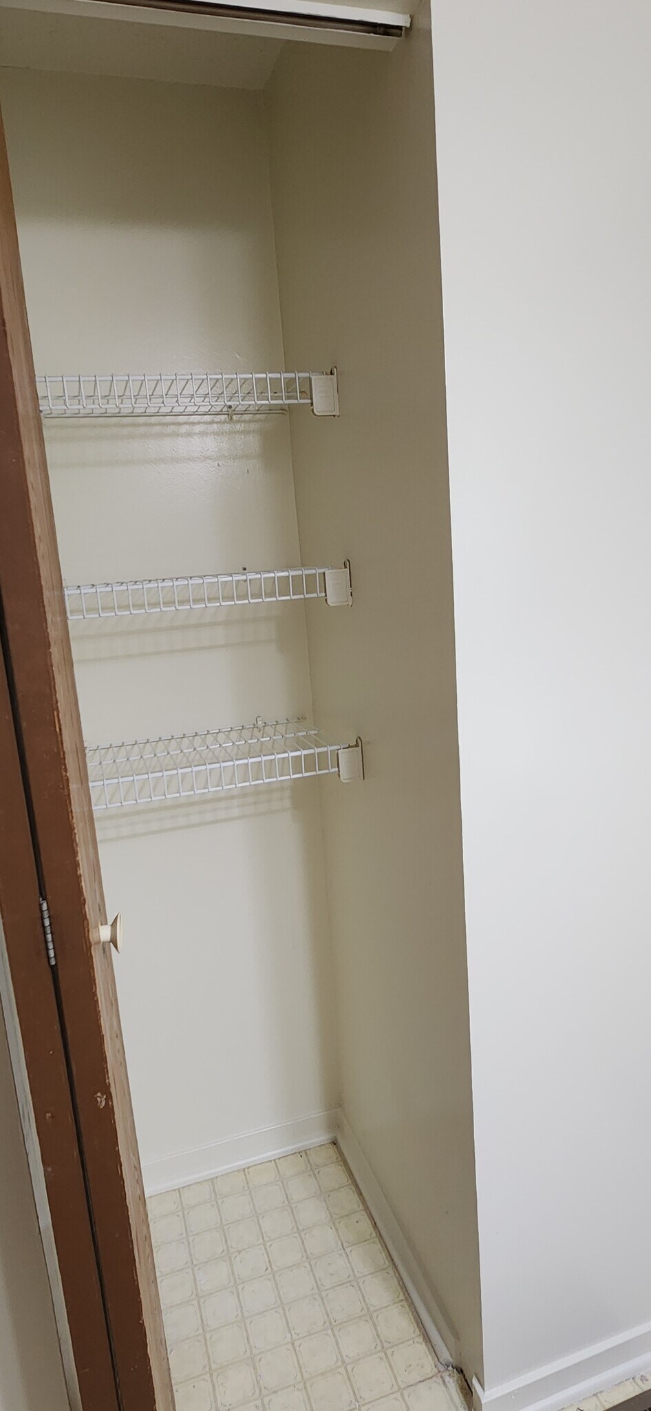 Building Photo - 226 Allison Ave