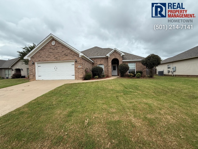Primary Photo - 1609 White Oak Cir