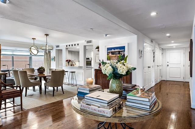 Building Photo - 4242 Lomo Alto Dr