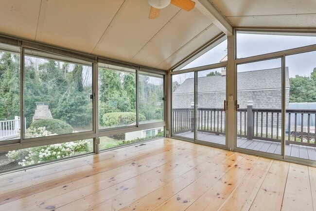 Building Photo - 24 Browns Ln