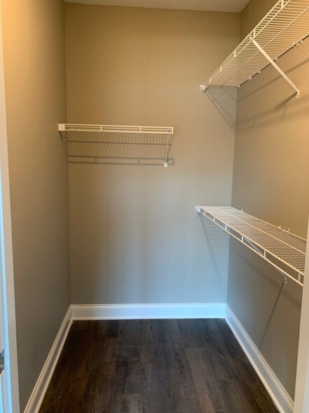 Building Photo - 5831 Otte Ct.