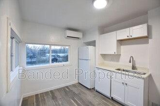 Building Photo - 627 23rd St