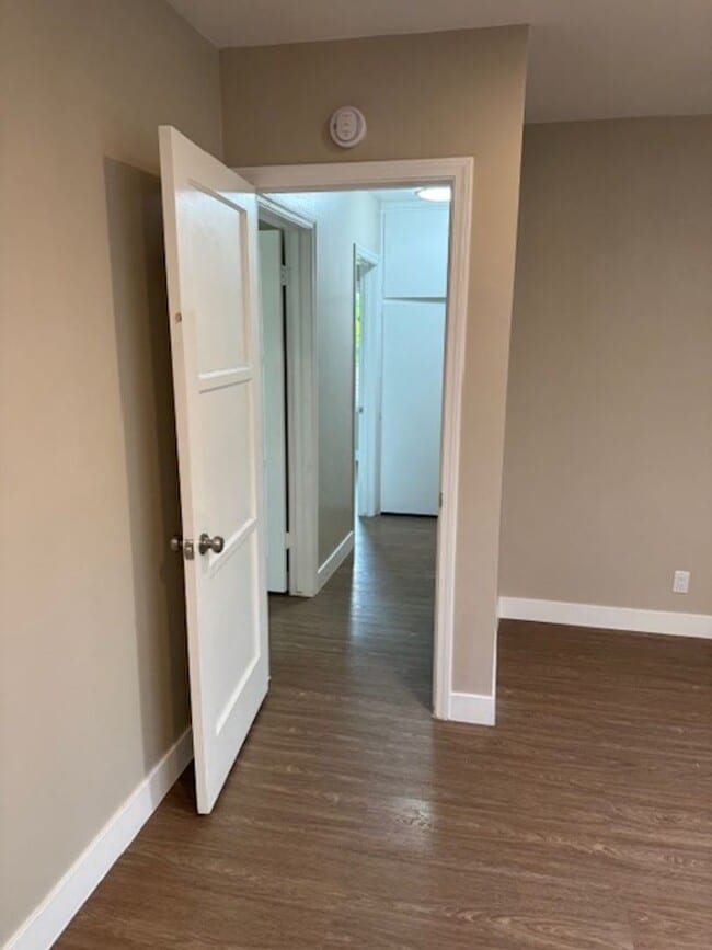 Building Photo - Newly Renovated 4 Bedroom 2 Bath home, wit...