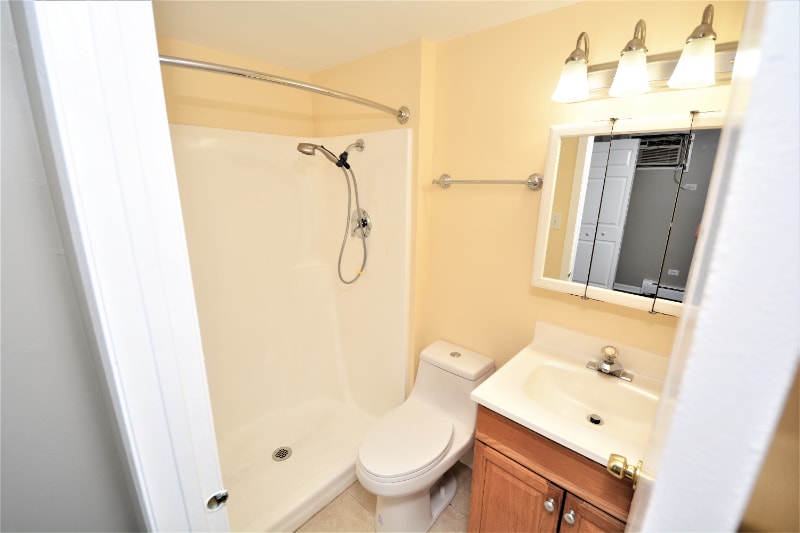 Building Photo - 7335 Tiffany Dr