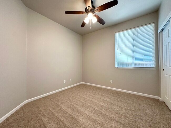 Building Photo - Rosevilles desirable Highland Reserve neighborhood