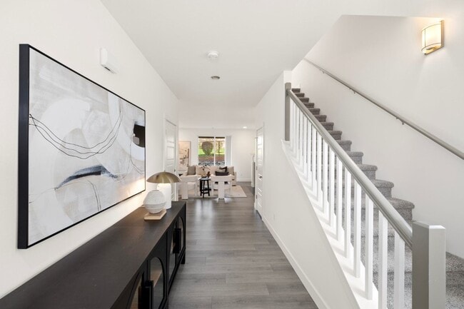 Building Photo - 4Bd/3.5Ba Covington House