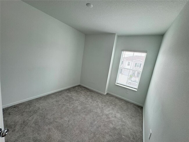 Building Photo - 2959 SAVIOR Ave