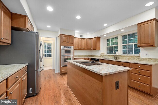 Building Photo - 2335 Colts Brook Dr