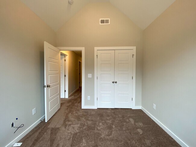 Building Photo - 4 Bedroom Home for Rent in Pinson, AL! Available NOW!