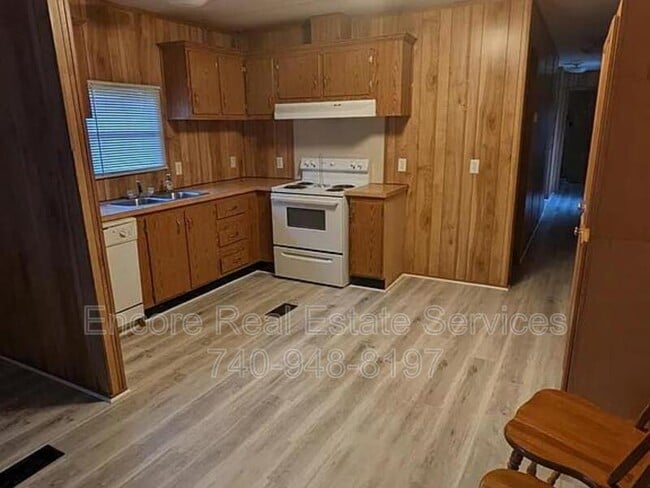 Building Photo - 13409 Lafayette Rd