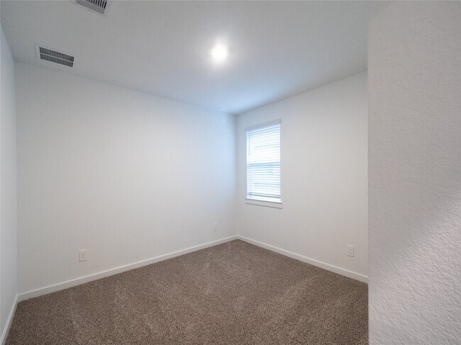 Building Photo - 387 Westlake Terrace Dr