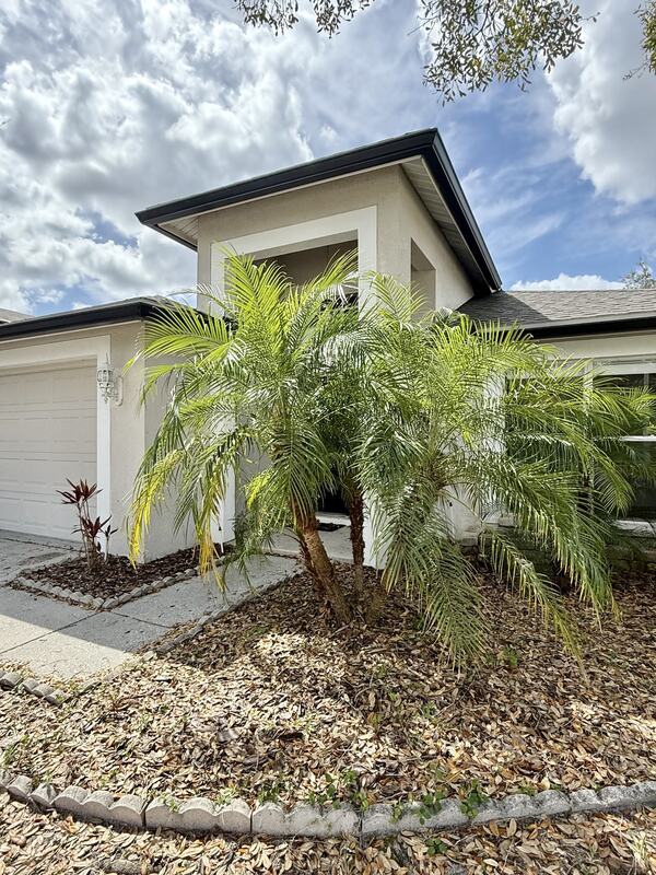 Building Photo - 27519 Sky Lake Cir