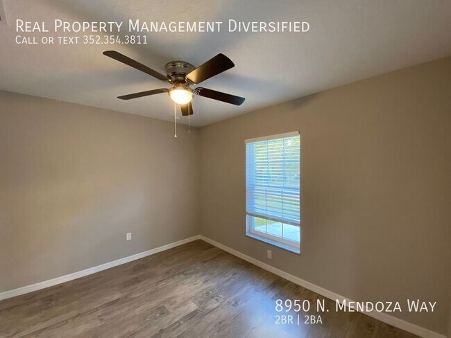 Building Photo - 8950 N Mendoza Way