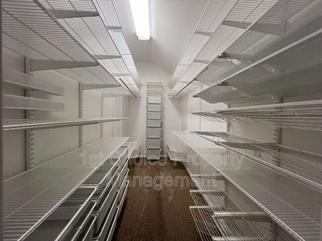 Building Photo - 4309 Bewley Dr