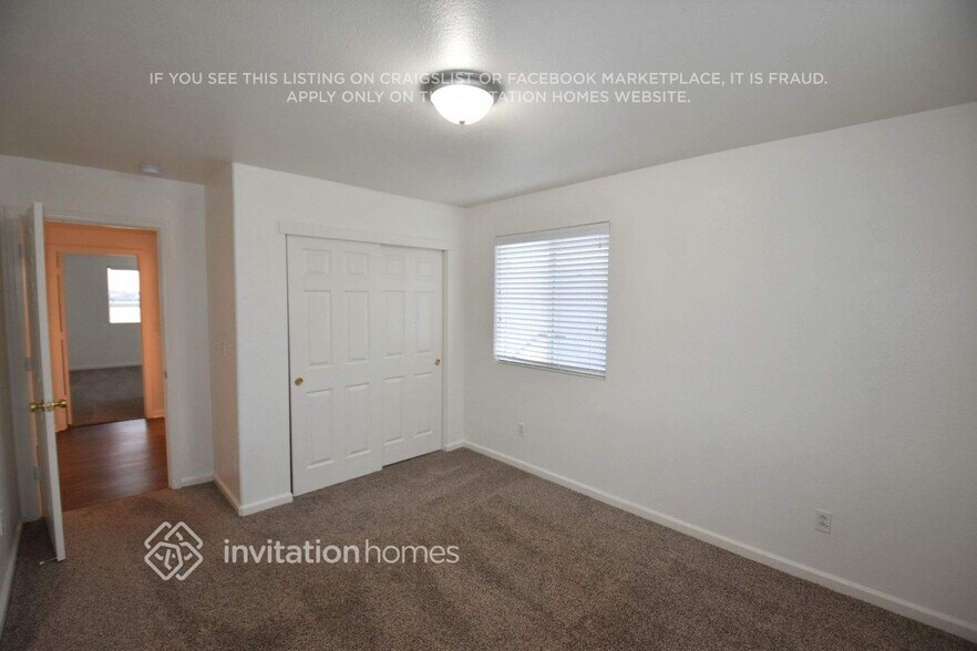 Building Photo - 5542 Ravine Ct