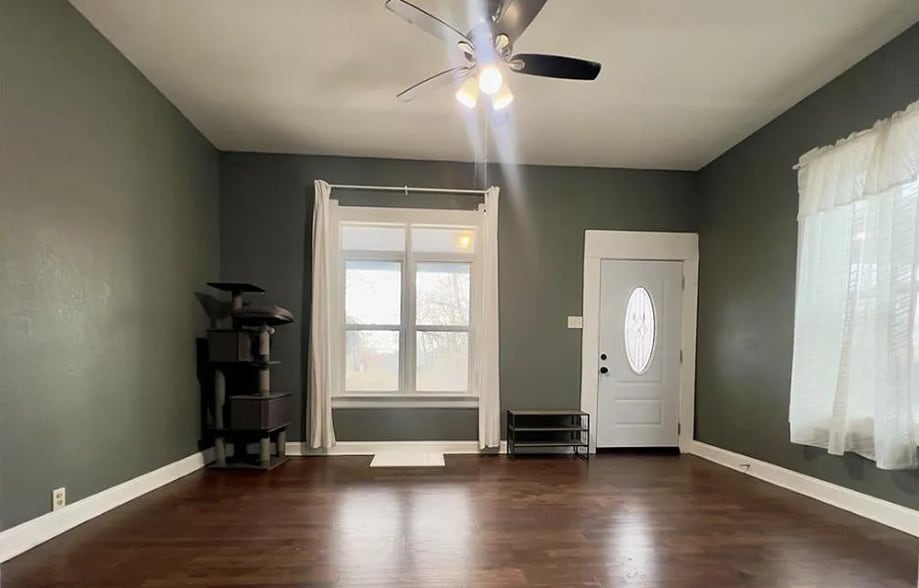 Front Room - 523 Tracy Ave